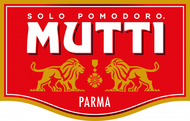 Abbiamo prodotto riprese aeree con droni per Mutti, celebre per la passata di pomodoro. In questo caso abbiamo utilizzato un Inspire 2 della DJI