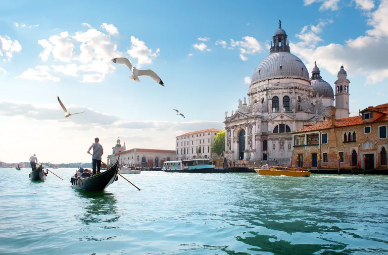 drone service in Italy, aerial shooting of Venice, drone movie, filming