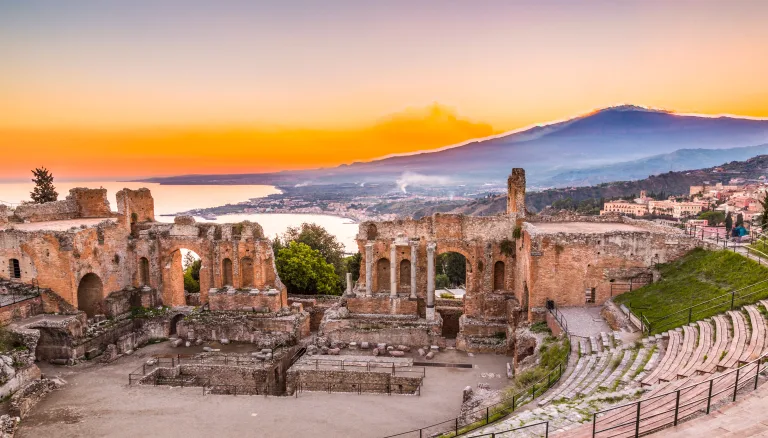 how to make drone cinematic shooting in Catania