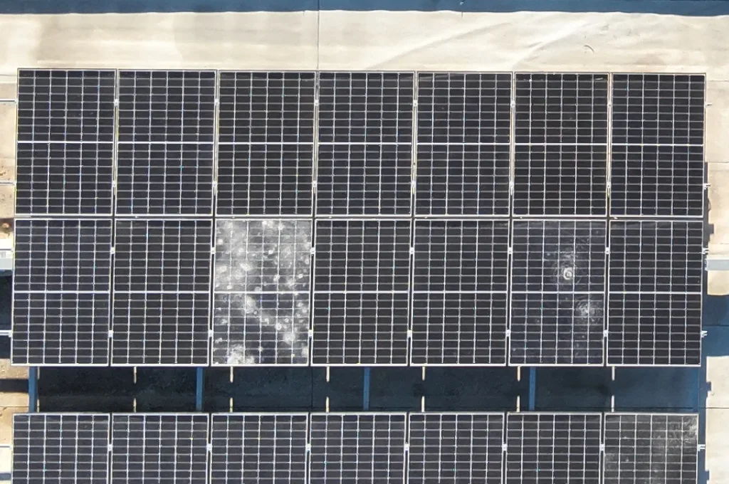 pannello fotovoltaico danneggiato da grandine