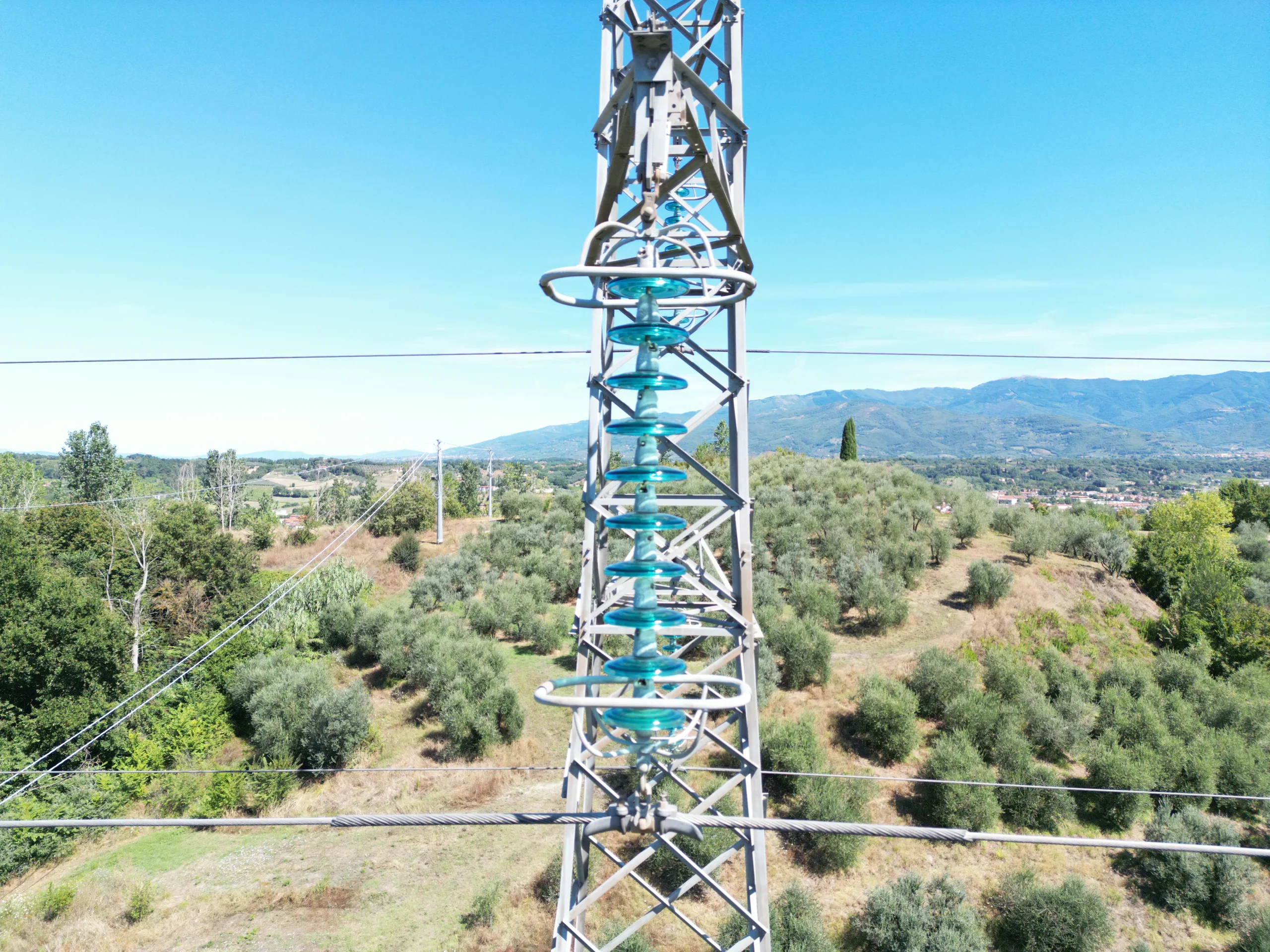 ispezione tralicci con droni
