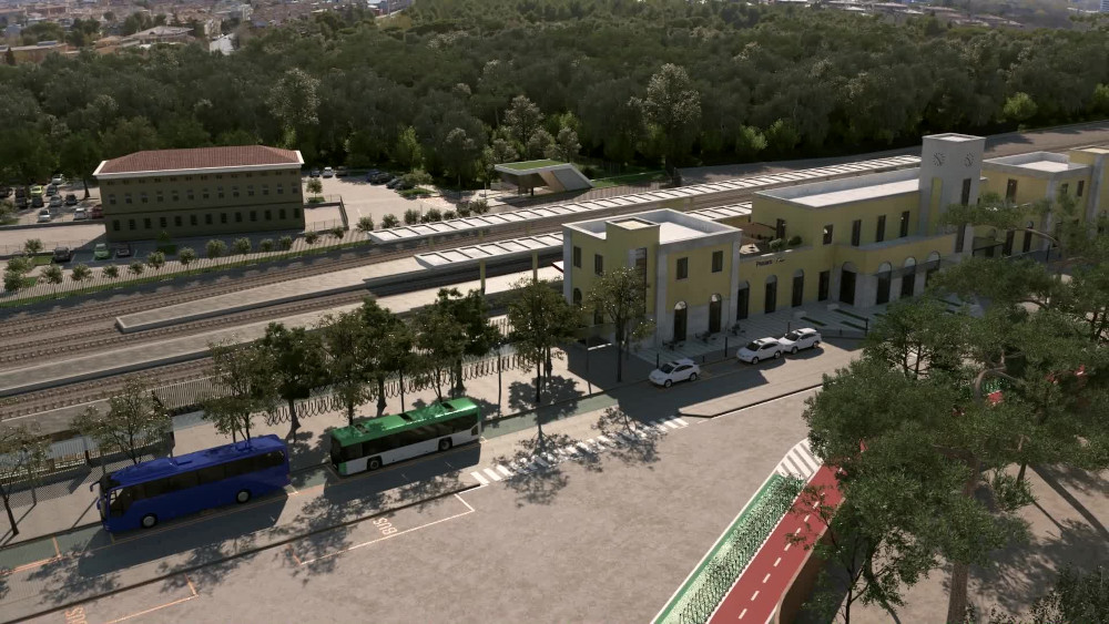 Stazione ferroviaria ripresa dal drone